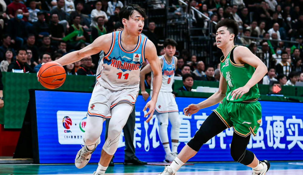 新疆男篮士气高昂，大胜广东队