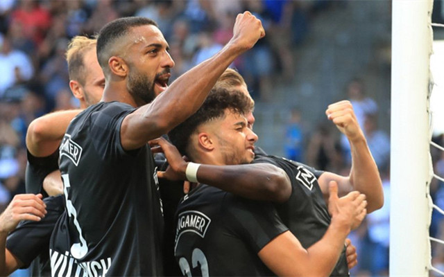 双线作战保持不败战绩，士气高昂