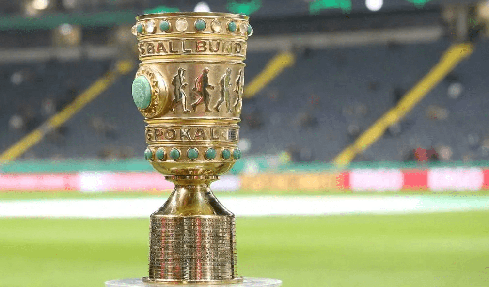 摩洛哥险胜那不勒斯,莱万关键制胜 摩洛哥险胜那不勒斯,莱万关键制胜