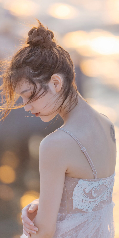 战术如棋局,广东队如何用智慧压制开拓者,浓眉一锤定音?