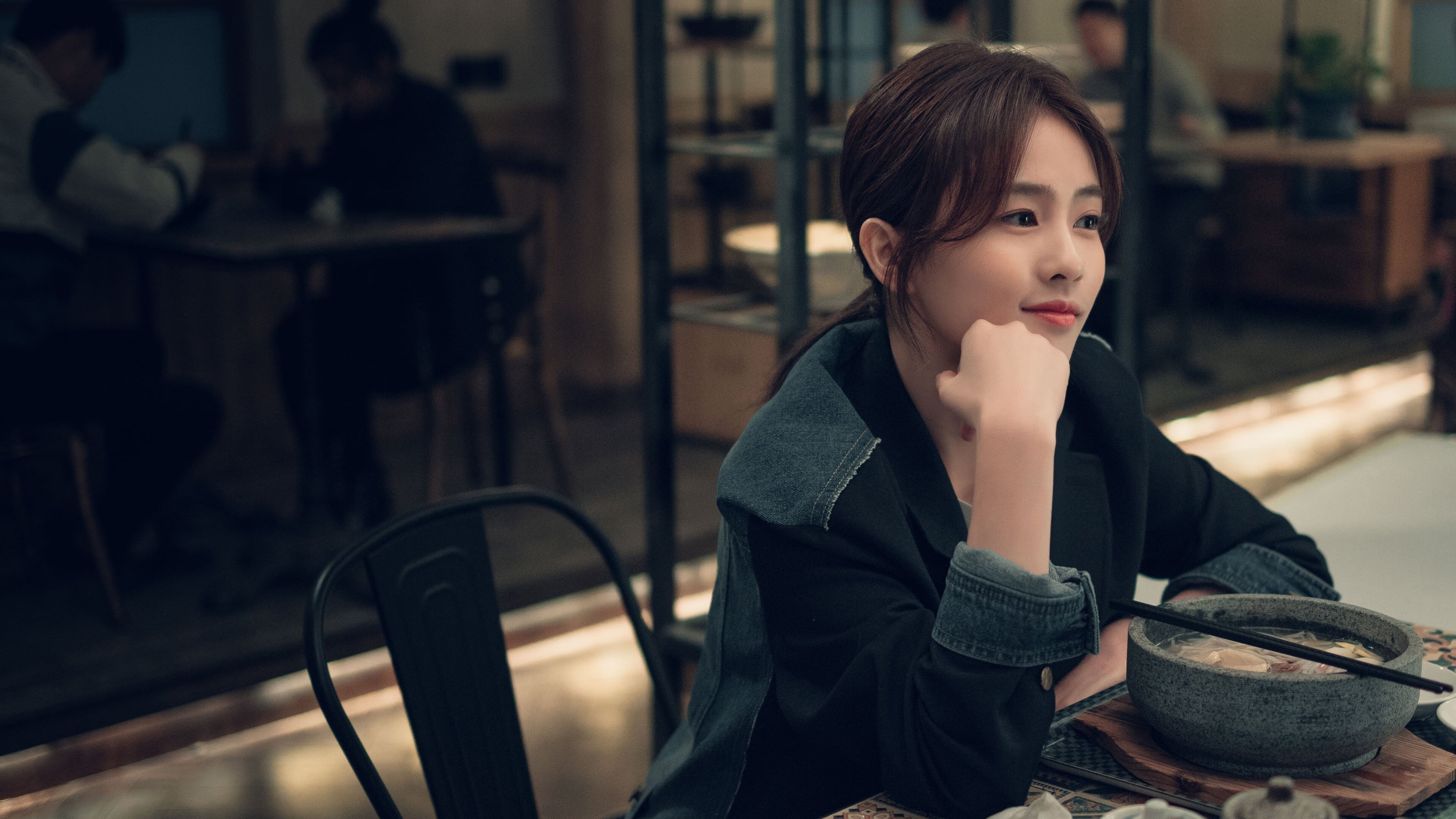 刀锋上的舞者，库里如何用一场唯一性表演为勇士雕刻季后赛之路